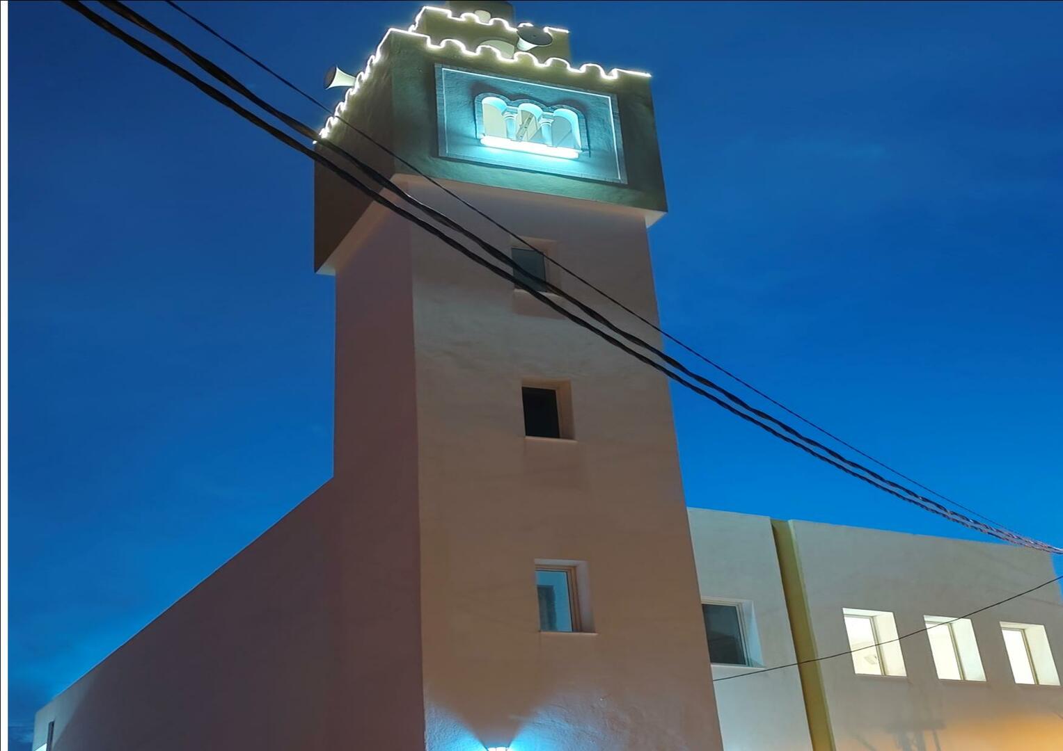 Photo de جامع علي ابن أبي طالب